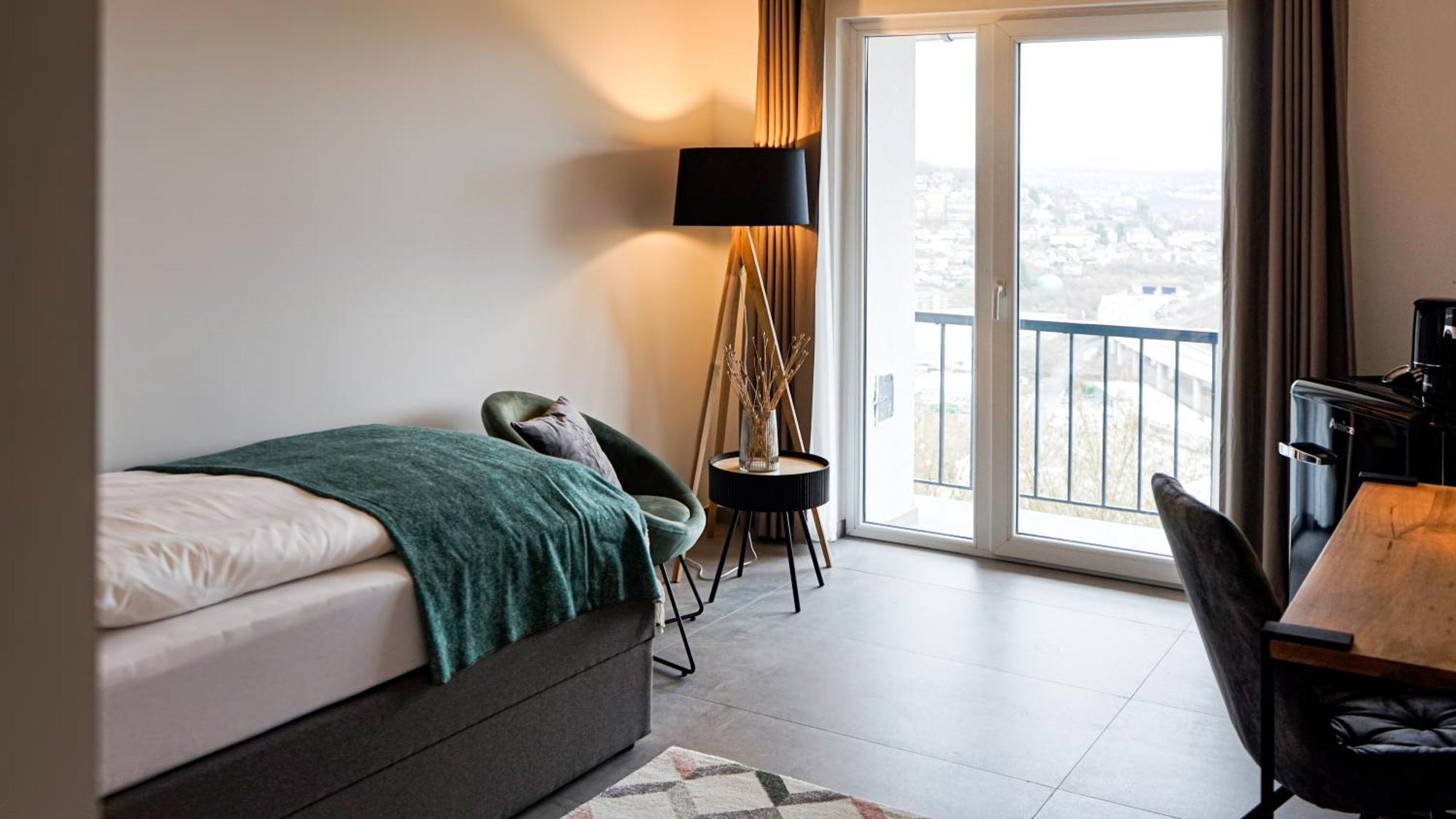 Si-View Einzelzimmer Mit Balkon Zimmer 4 - Hotel Зиген Екстериор снимка
